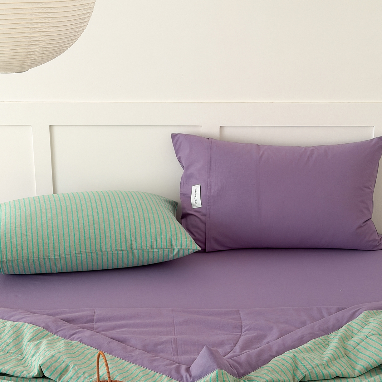 91家纺网 家纺一手货源 找家纺 玖弘家居 2026新款凉感亲肤羽丝棉夏被 绿紫条