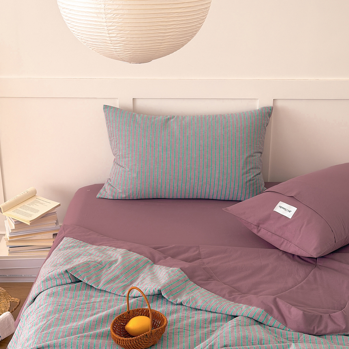 91家纺网 家纺一手货源 找家纺 玖弘家居 2026新款凉感亲肤羽丝棉夏被 粉紫条