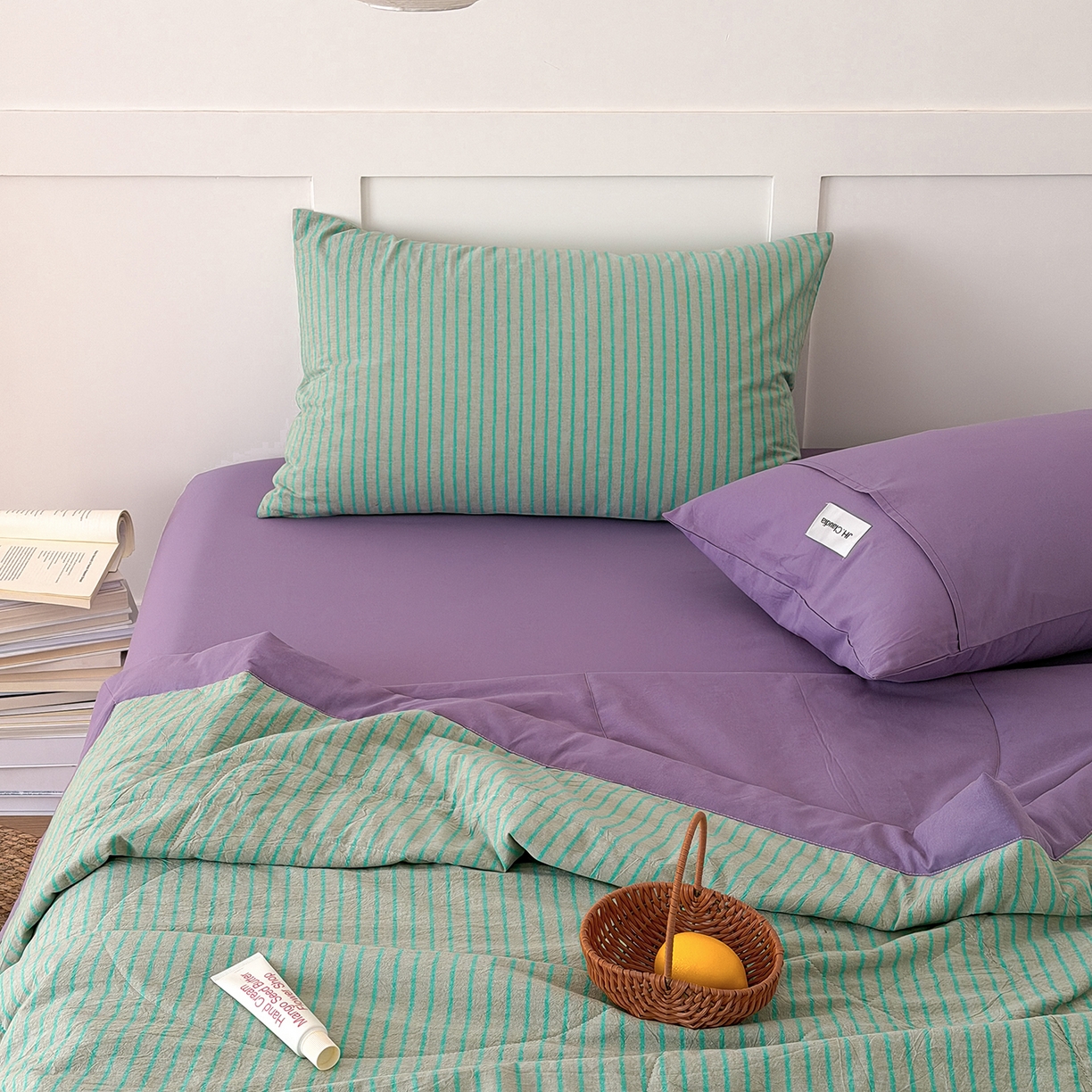 91家纺网 家纺一手货源 找家纺 玖弘家居 2026新款凉感亲肤羽丝棉夏被 绿紫条