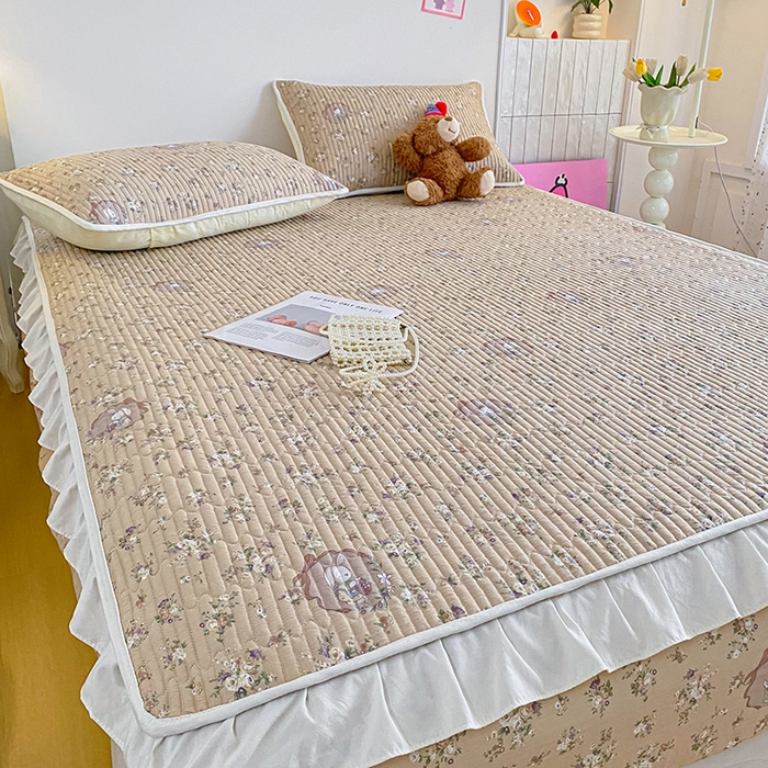 91家纺网 家纺一手货源 找家纺 布柔 2026春夏新款全棉印花夹棉单床笠床垫保护套罩 床笠单件 碎花兔兔