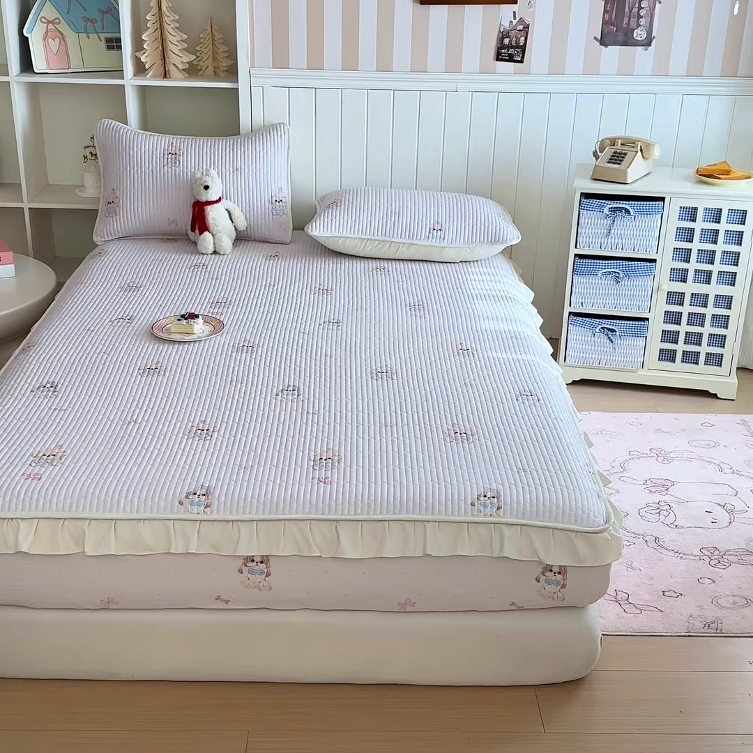 91家纺网 家纺一手货源 找家纺 布柔 2026春夏新款全棉印花夹棉单床笠床垫保护套罩 床笠单件 艾米丽