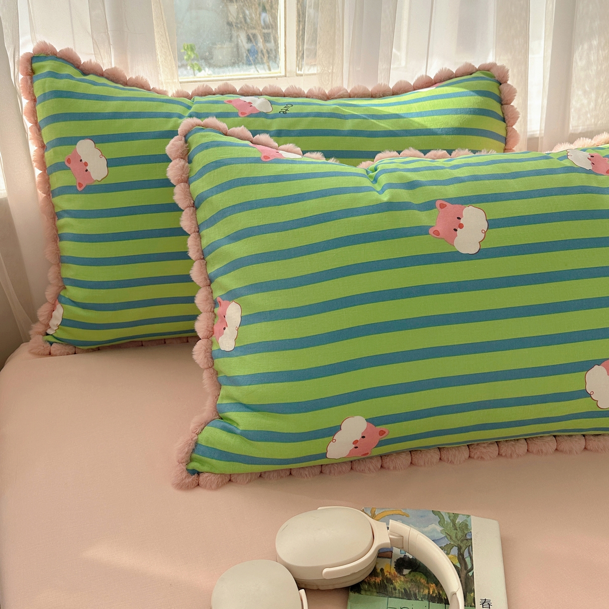 91家纺网 家纺一手货源 找家纺 Sweet dreams甜梦 2026春夏新款全棉纯棉双层纱毛球款四件套 条纹小狗仔