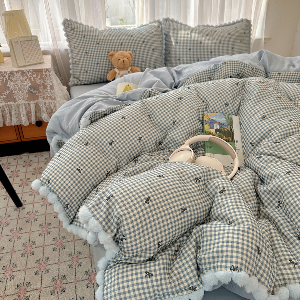 91家纺网 家纺一手货源 找家纺 Sweet dreams甜梦 2026春夏新款全棉纯棉双层纱毛球款四件套 千颂伊蓝