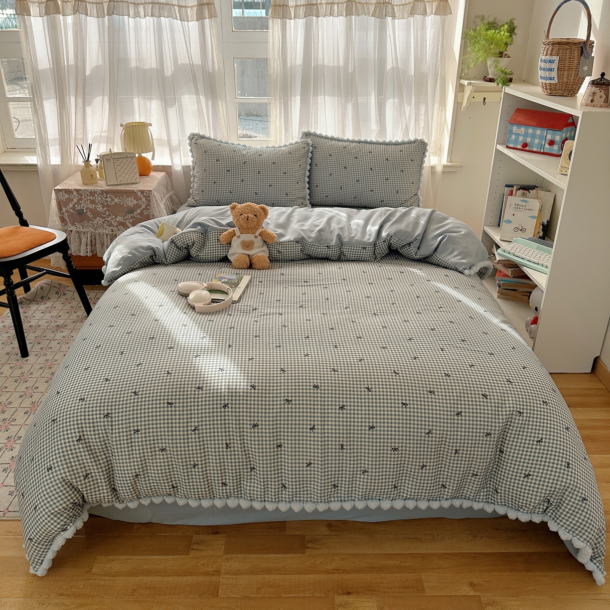 91家纺网 家纺一手货源 找家纺 Sweet dreams甜梦 2026春夏新款全棉纯棉双层纱毛球款四件套 千颂伊蓝