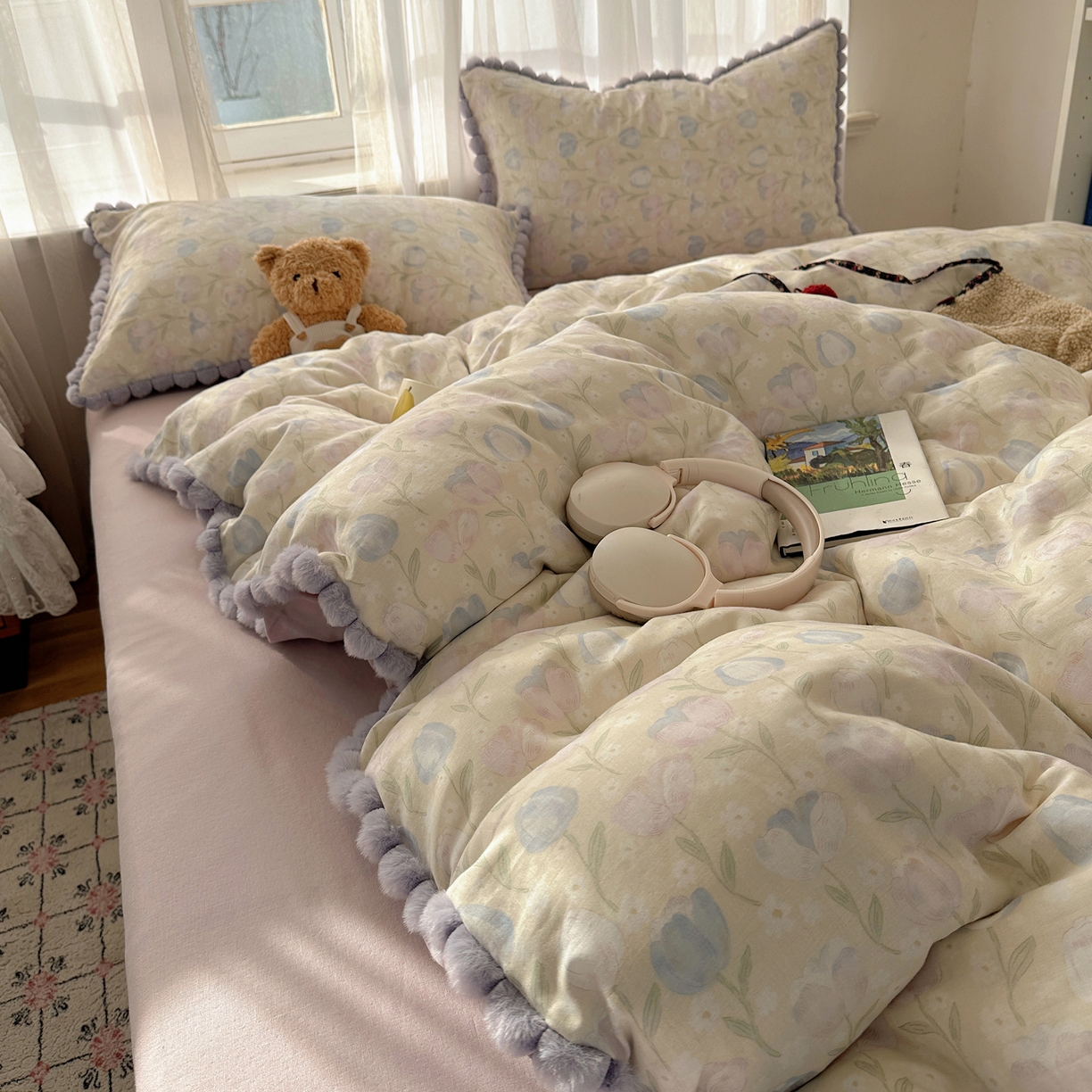 91家纺网 家纺一手货源 找家纺 Sweet dreams甜梦 2026春夏新款全棉纯棉双层纱毛球款四件套 郁金花海