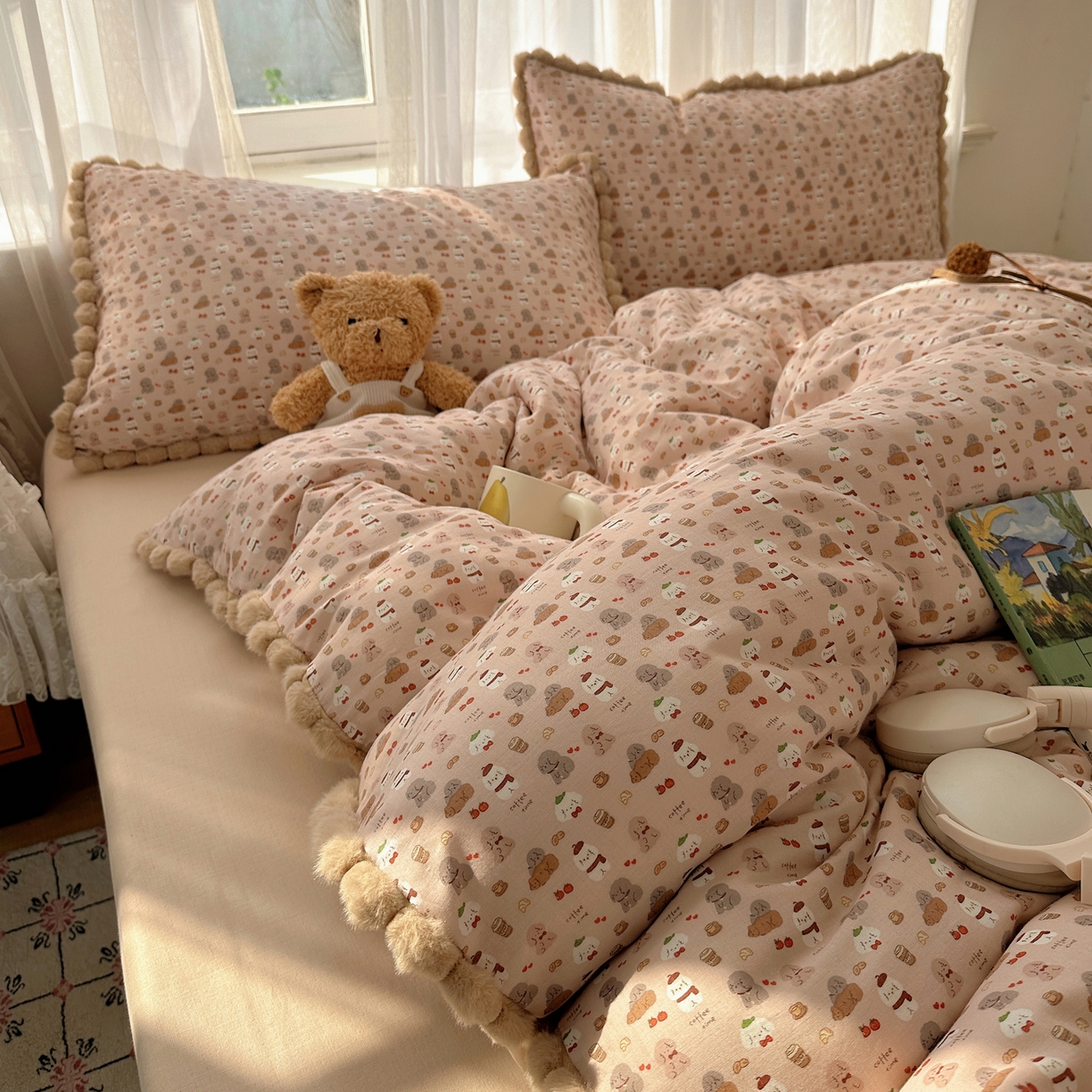 91家纺网 家纺一手货源 找家纺 Sweet dreams甜梦 2026春夏新款全棉纯棉双层纱毛球款四件套 朱古力小奶狗