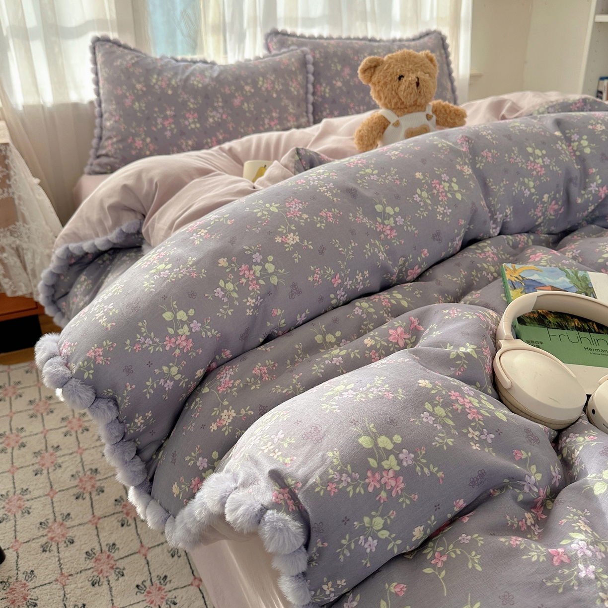 91家纺网 家纺一手货源 找家纺 Sweet dreams甜梦 2026春夏新款全棉纯棉双层纱毛球款四件套 花梦时