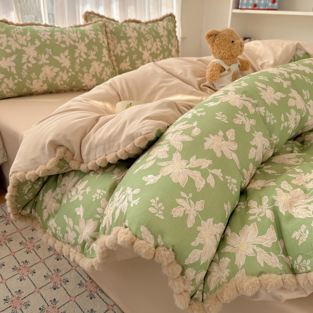 91家纺网 家纺一手货源 找家纺 Sweet dreams甜梦 2026春夏新款全棉纯棉双层纱毛球款四件套 温婉花语