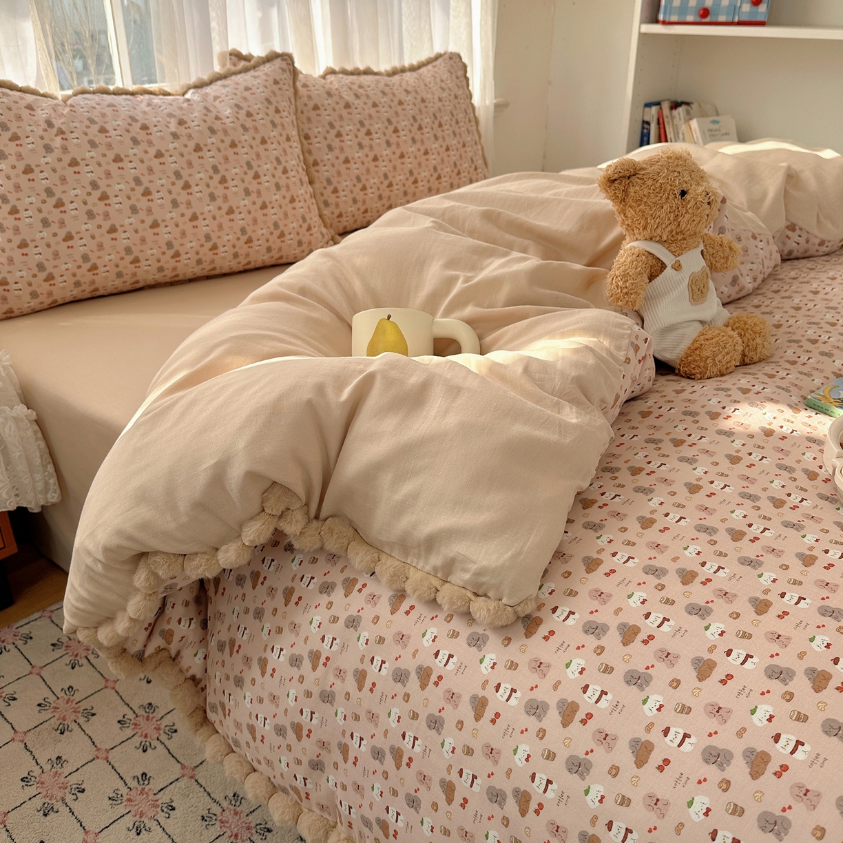 91家纺网 家纺一手货源 找家纺 Sweet dreams甜梦 2026春夏新款全棉纯棉双层纱毛球款四件套 朱古力小奶狗