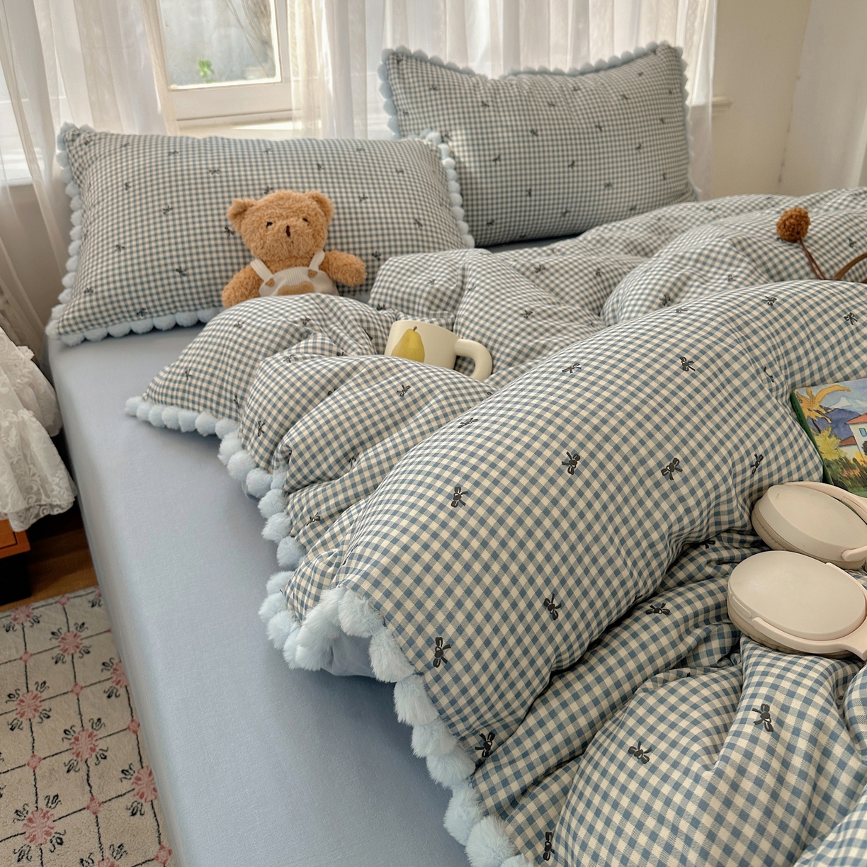 91家纺网 家纺一手货源 找家纺 Sweet dreams甜梦 2026春夏新款全棉纯棉双层纱毛球款四件套 千颂伊蓝