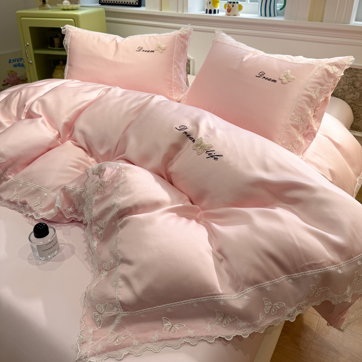 91家纺网 家纺一手货源 找家纺 （总）繁花家居 2026春夏新款冰丝蝴蝶系列凉感蕾丝花边公主风四件套-浅夏