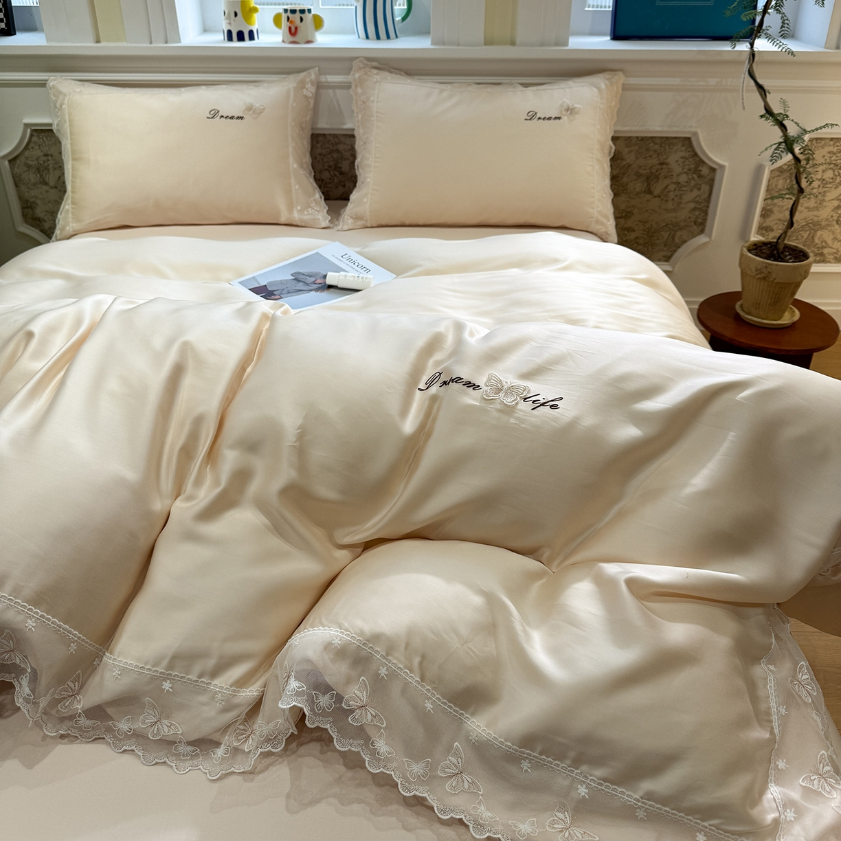 91家纺网 家纺一手货源 找家纺 繁花家居 2026春夏新款冰丝蝴蝶系列凉感蕾丝花边公主风四件套-浅夏 浅夏-香槟