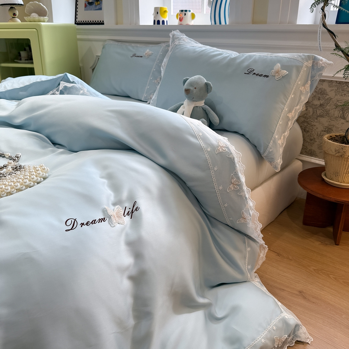 91家纺网 家纺一手货源 找家纺 繁花家居 2026春夏新款冰丝蝴蝶系列凉感蕾丝花边公主风四件套-浅夏 浅夏-蓝