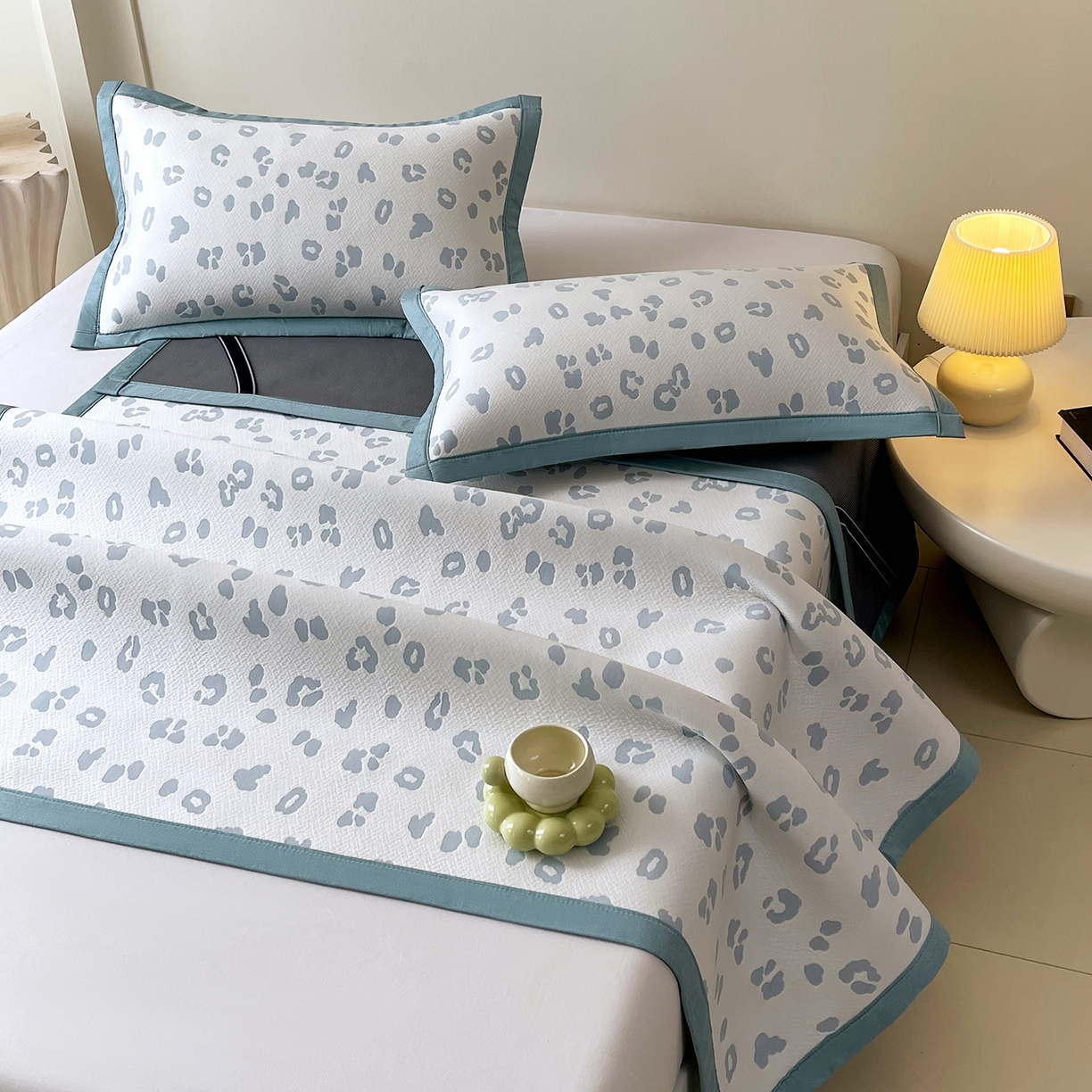 91家纺网 家纺一手货源 找家纺 莱米家纺 2026新款复合冰豆豆凉席席子凉席-豹纹 豹纹—蓝白