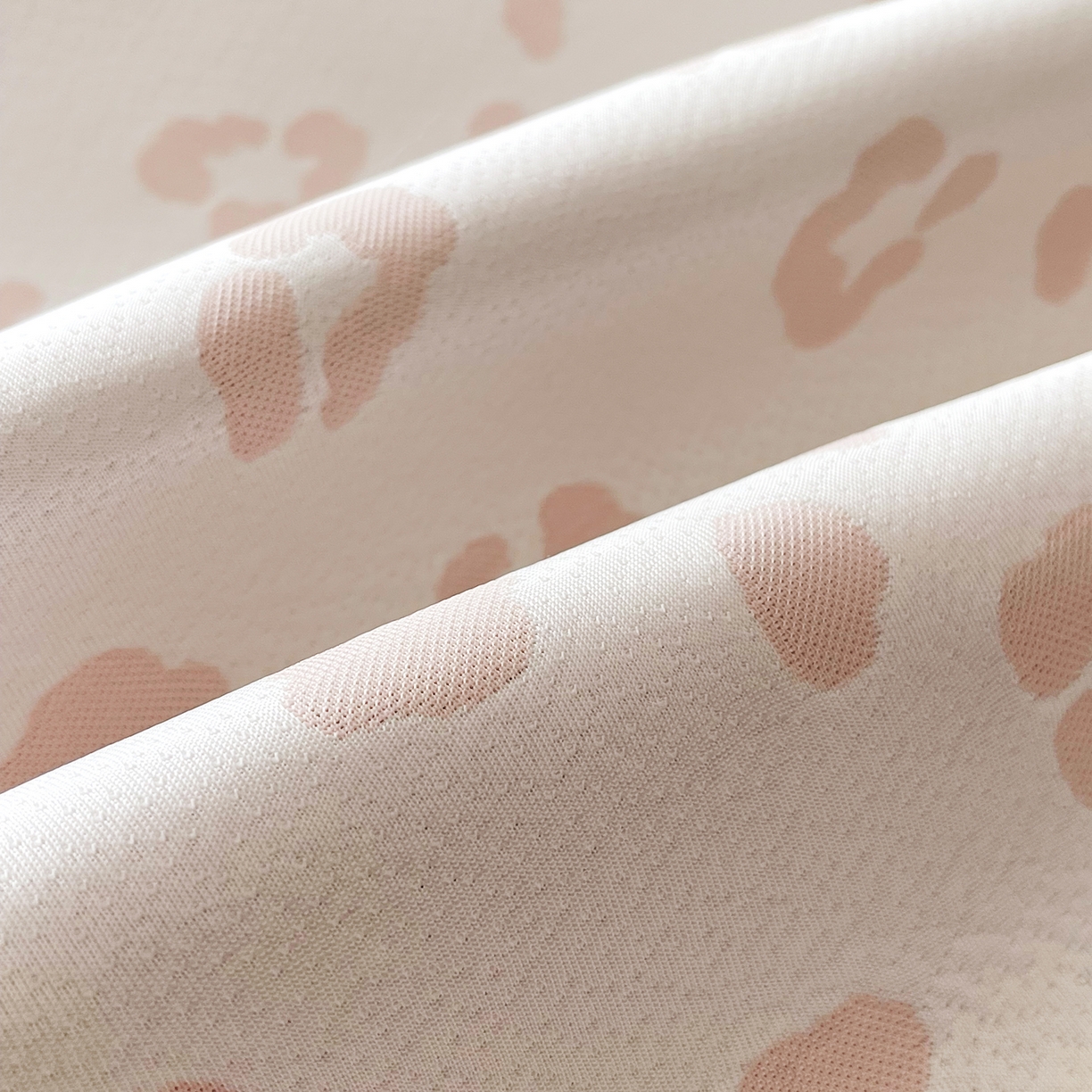 91家纺网 家纺一手货源 找家纺 莱米家纺 2026新款复合冰豆豆凉席席子凉席-豹纹 豹纹—浅粉