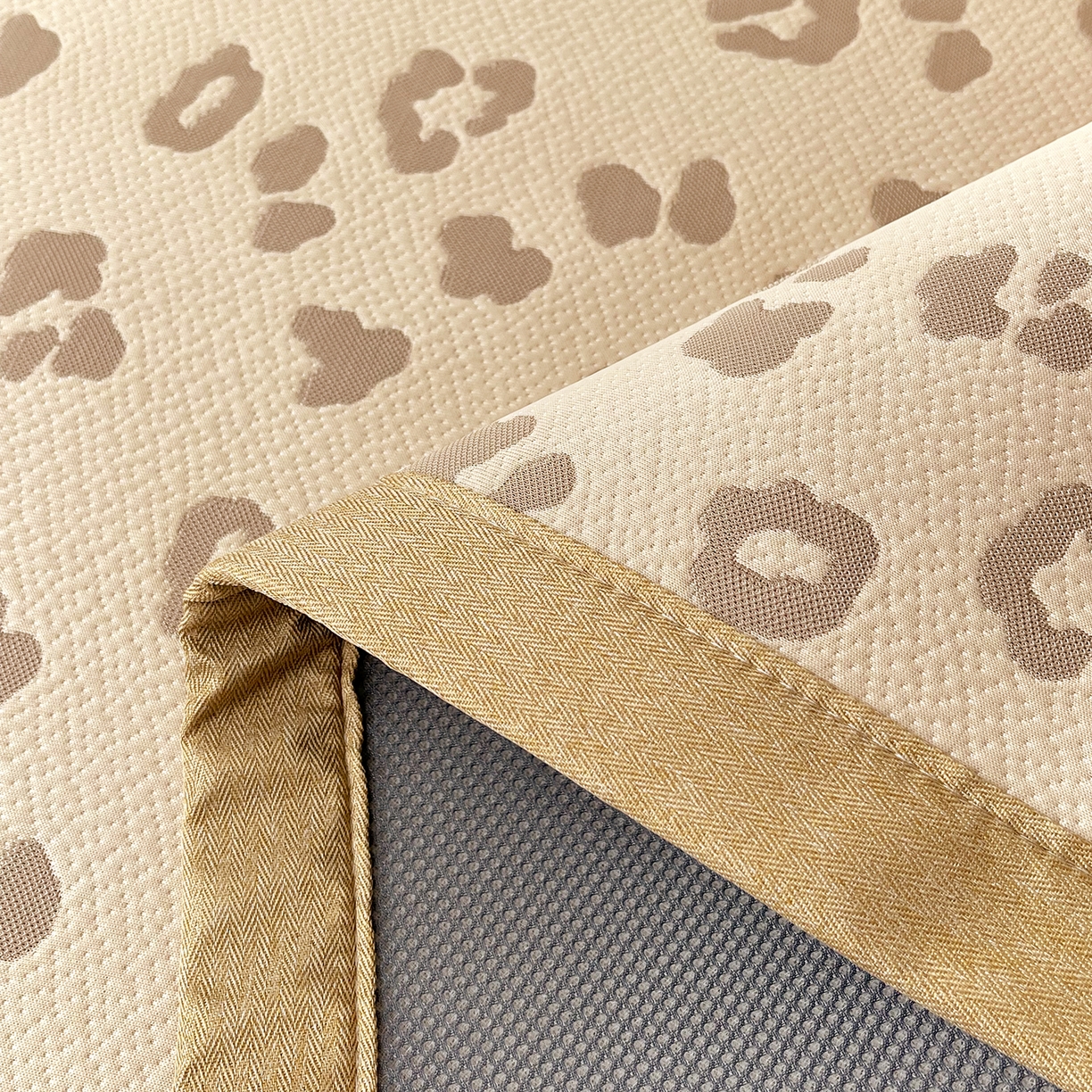 91家纺网 家纺一手货源 找家纺 莱米家纺 2026新款复合冰豆豆凉席席子凉席-豹纹 豹纹—深咖