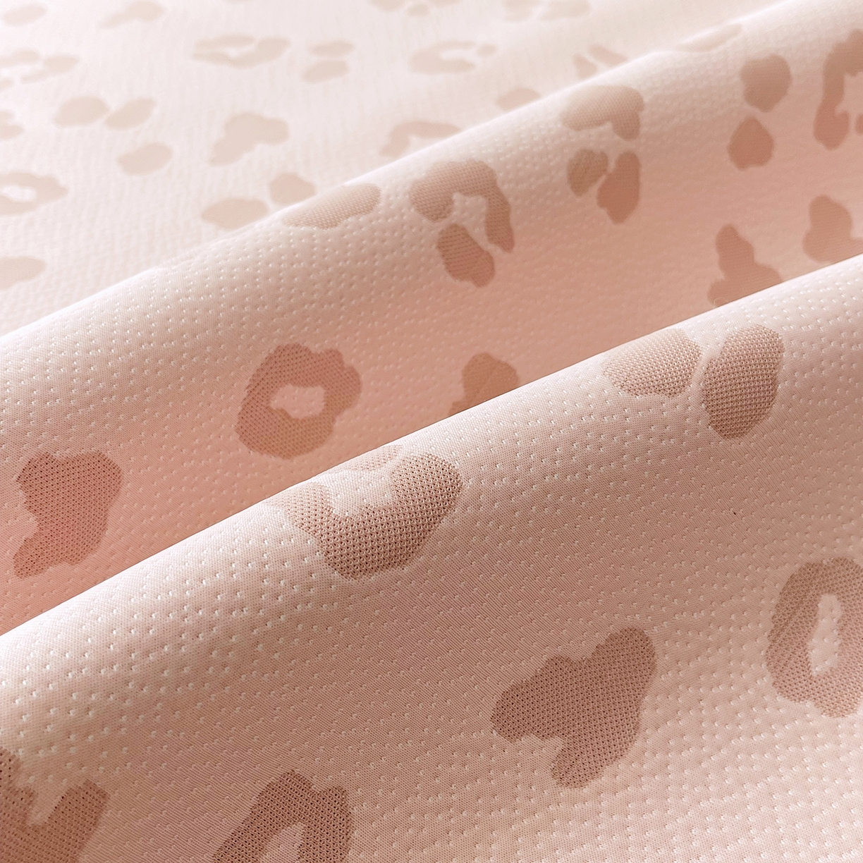 91家纺网 家纺一手货源 找家纺 莱米家纺 2026新款复合冰豆豆凉席席子凉席-豹纹 豹纹—蜜桃粉