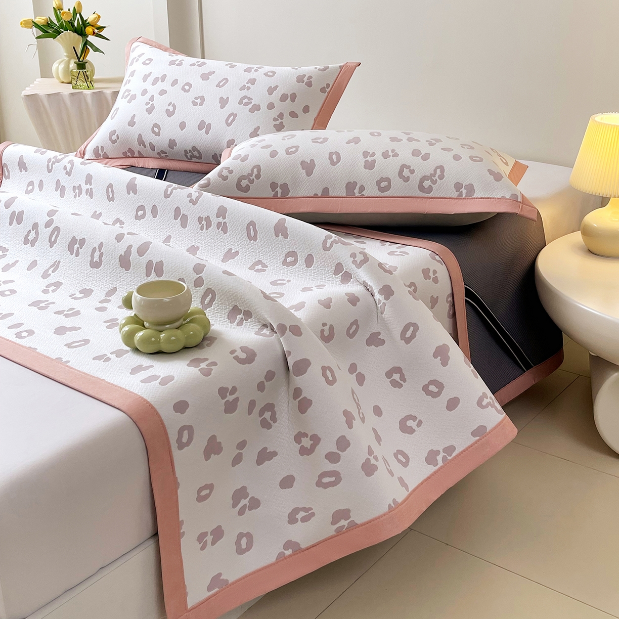 91家纺网 家纺一手货源 找家纺 莱米家纺 2026新款复合冰豆豆凉席席子凉席-豹纹 豹纹—深紫