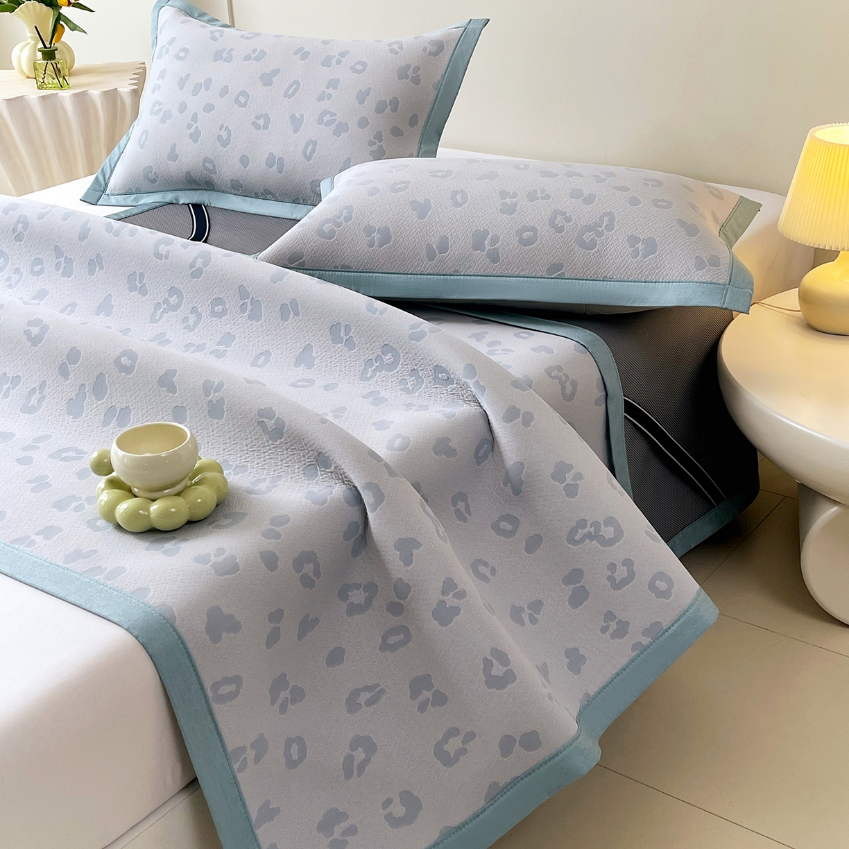 91家纺网 家纺一手货源 找家纺 莱米家纺 2026新款复合冰豆豆凉席席子凉席-豹纹 豹纹—深兰