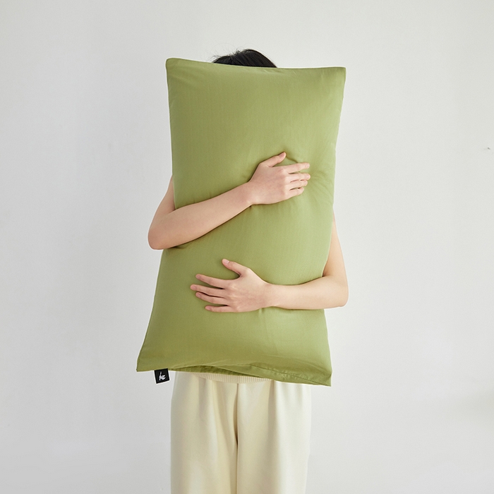 91家纺网 家纺一手货源 找家纺 2026新款A类40S全棉糯感大雁纹提花单品枕套 甘草绿