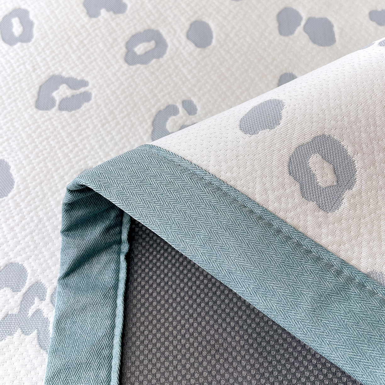 91家纺网 家纺一手货源 找家纺 莱米家纺 2026新款复合冰豆豆凉席席子凉席-豹纹 豹纹—蓝白