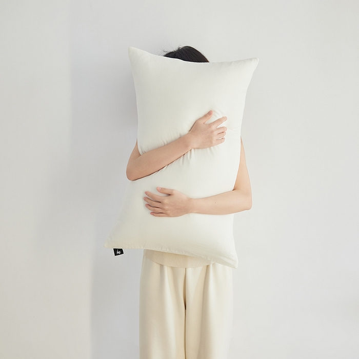 91家纺网 家纺一手货源 找家纺 2026新款A类40S全棉糯感大雁纹提花单品枕套 奶白