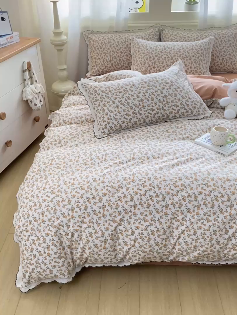 91家纺网 家纺一手货源 找家纺 豫见家纺 2026新款A类仿棉云感纱花边四件套 芊芊花海