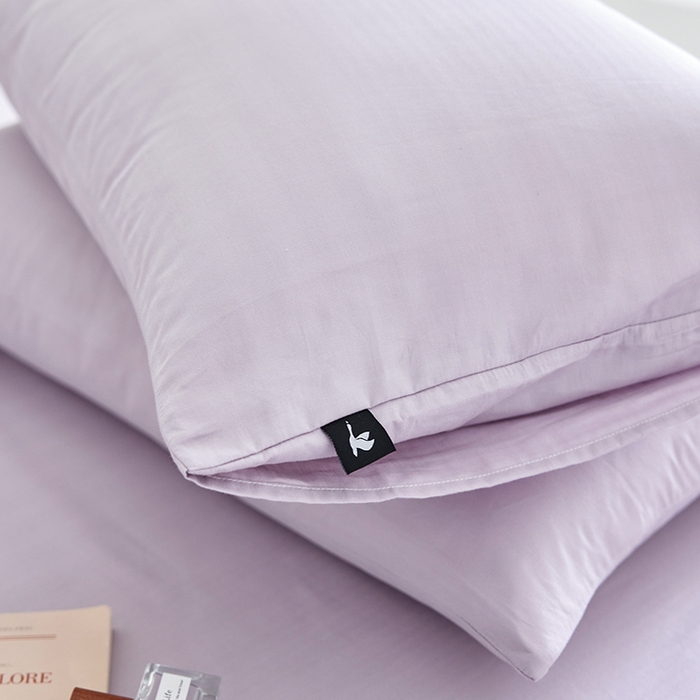 91家纺网 家纺一手货源 找家纺 2026新款A类40S全棉糯感大雁纹提花单品枕套 奶昔紫