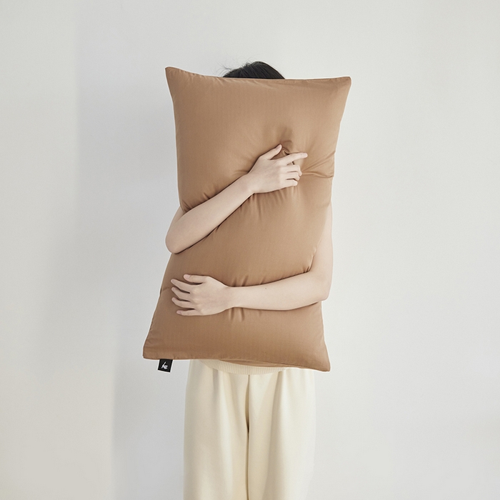 91家纺网 家纺一手货源 找家纺 2026新款A类40S全棉糯感大雁纹提花单品枕套 浅咖