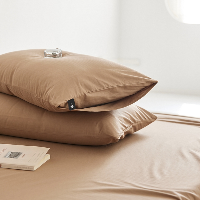 91家纺网 家纺一手货源 找家纺 2026新款A类40S全棉糯感大雁纹提花单品枕套 浅咖