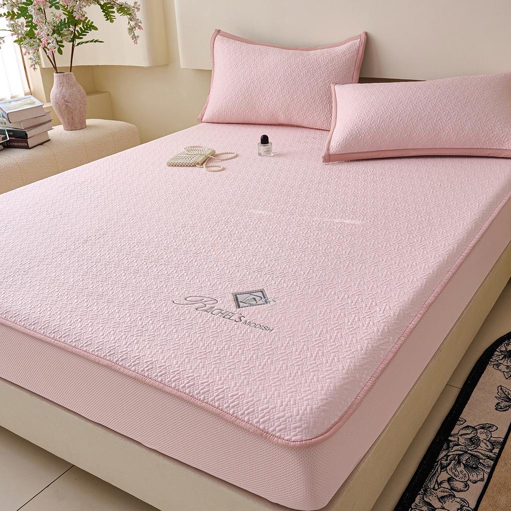 91家纺网 家纺一手货源 找家纺 莱家富 2026新款A类凉感冰豆豆席凉席三件套席子-床笠款 乐享生活-粉