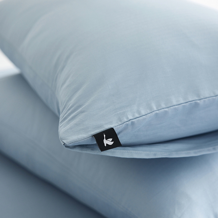 91家纺网 家纺一手货源 找家纺 2026新款A类40S全棉糯感大雁纹提花单品枕套 浅蓝