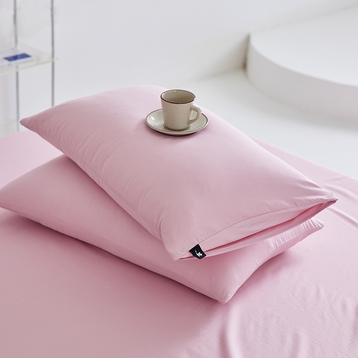 91家纺网 家纺一手货源 找家纺 2026新款A类40S全棉糯感大雁纹提花单品枕套 肉粉