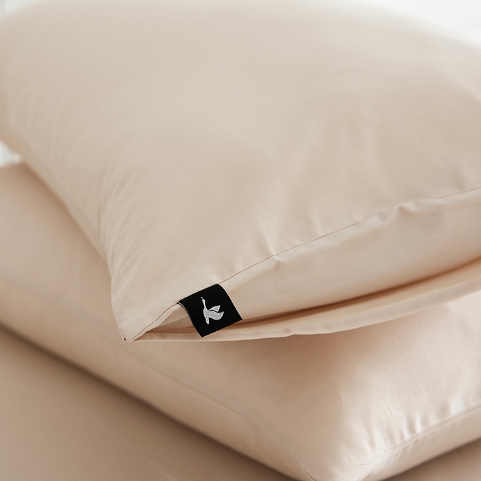 91家纺网 家纺一手货源 找家纺 2026新款A类40S全棉糯感大雁纹提花单品枕套 月光灰