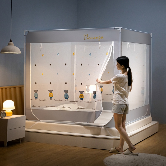 91家纺网 家纺一手货源 找家纺 飞轮海蚊帐 2026春夏新款卡通毛巾绣坐床蚊帐-Z79刺绣款 布偶小熊