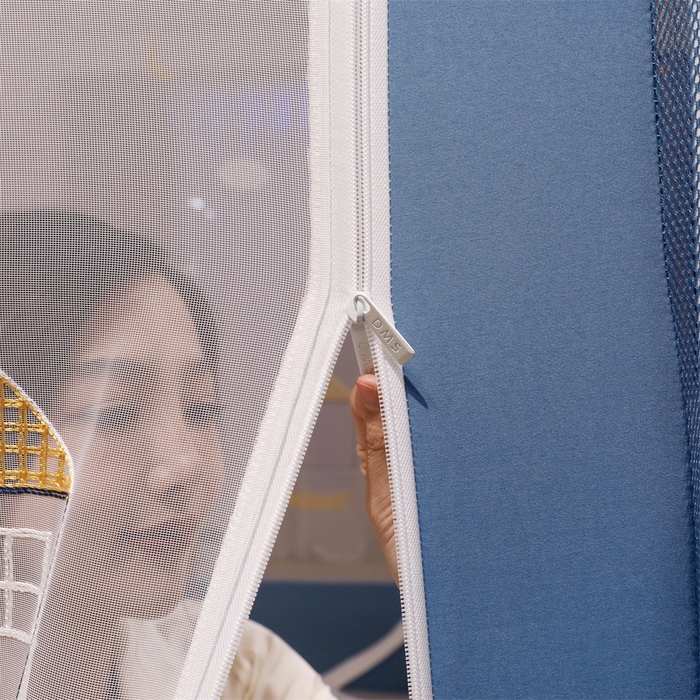 91家纺网 家纺一手货源 找家纺 飞轮海蚊帐 2026春夏新款卡通毛巾绣坐床蚊帐-Z79刺绣款 幸福之家