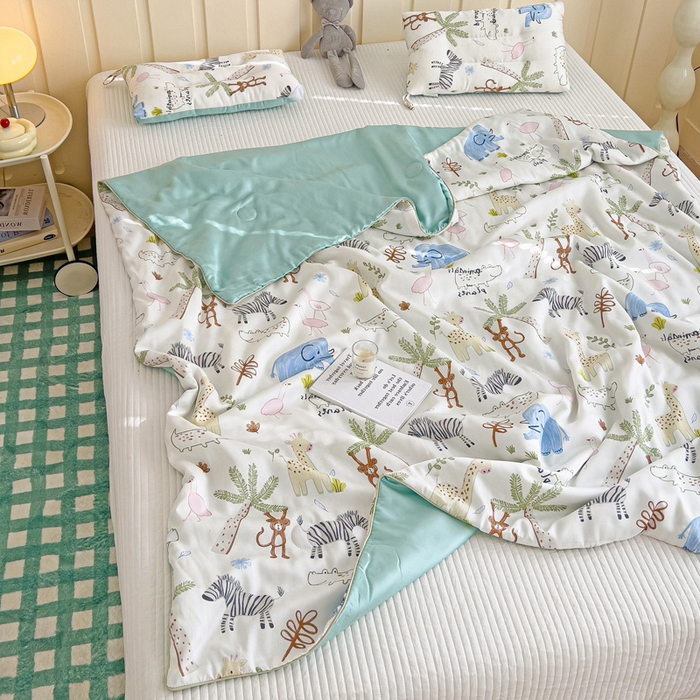 91家纺网 家纺一手货源 找家纺 十九色 2026春夏新款50莱赛尔卡通印花儿童夏被夏凉被空调被 大草原