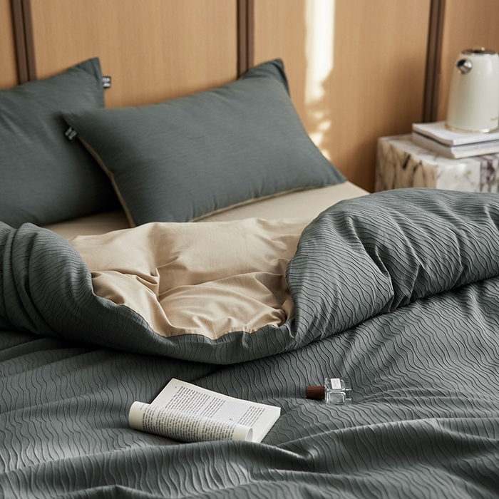 91家纺网 家纺一手货源 找家纺 （总）沐珩家纺 2026新款全棉波纹纱提花四件套-原木风