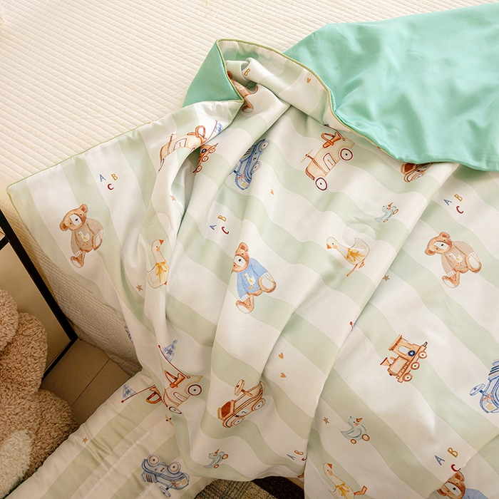 91家纺网 家纺一手货源 找家纺 十九色 2026春夏新款50莱赛尔卡通印花儿童夏被夏凉被空调被 春日玩伴