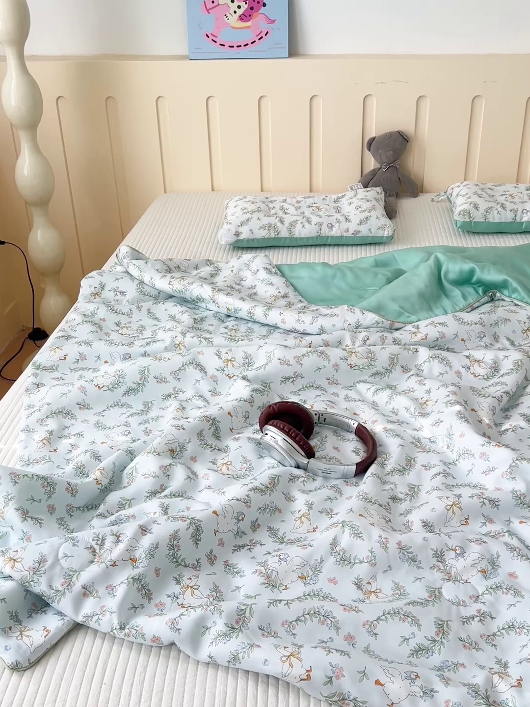 91家纺网 家纺一手货源 找家纺 十九色 2026春夏新款50莱赛尔卡通印花儿童夏被夏凉被空调被 大白鹅