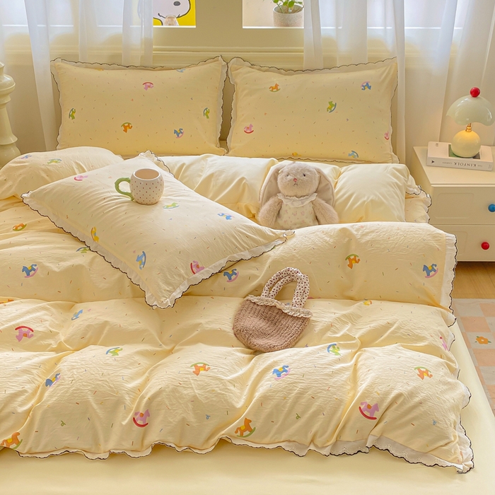 91家纺网 家纺一手货源 找家纺 豫见家纺 2026新款A类仿棉云感纱花边四件套 浪漫花叙