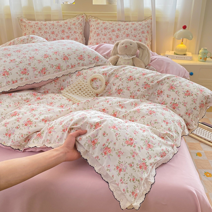 91家纺网 家纺一手货源 找家纺 豫见家纺 2026新款A类仿棉云感纱花边四件套 梦境之间