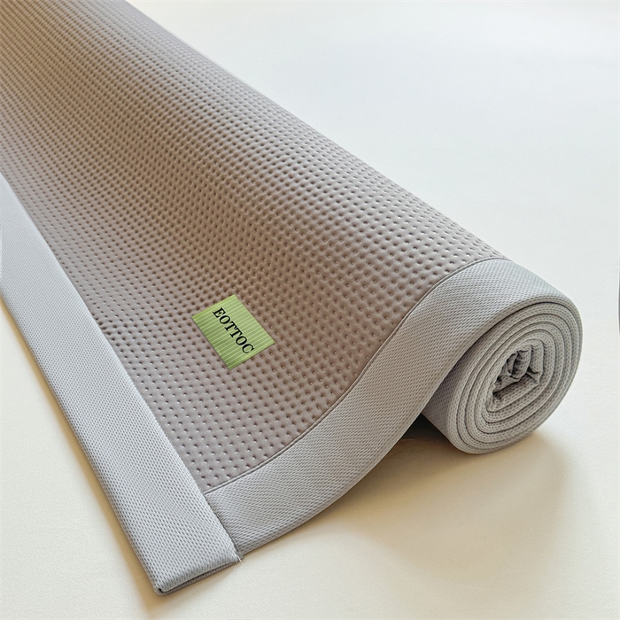 91家纺网 家纺一手货源 找家纺 （总）雯豆家纺 2026春夏新款凉感丝豆豆凉席席子三件套冰丝软席三明治款平铺席子