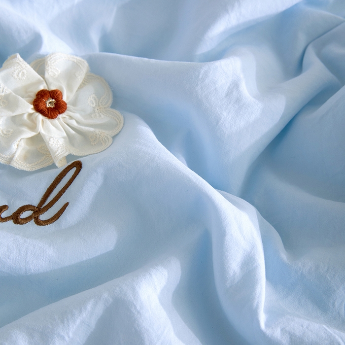 91家纺网 家纺一手货源 找家纺 红夫人 2026新款春夏韩版床盖款多功能夏被床盖四件套--花絮 天蓝