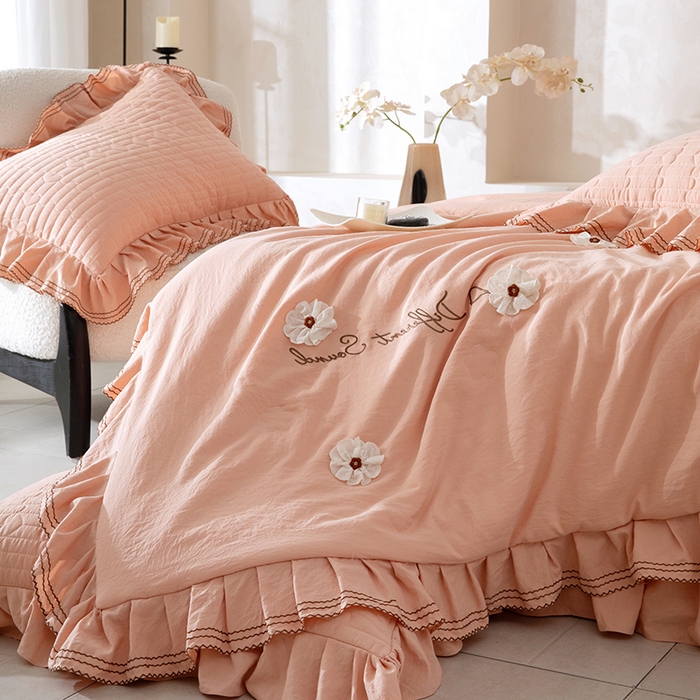 91家纺网 家纺一手货源 找家纺 红夫人 2026新款春夏韩版床盖款多功能夏被床盖四件套--花絮 奶桔色