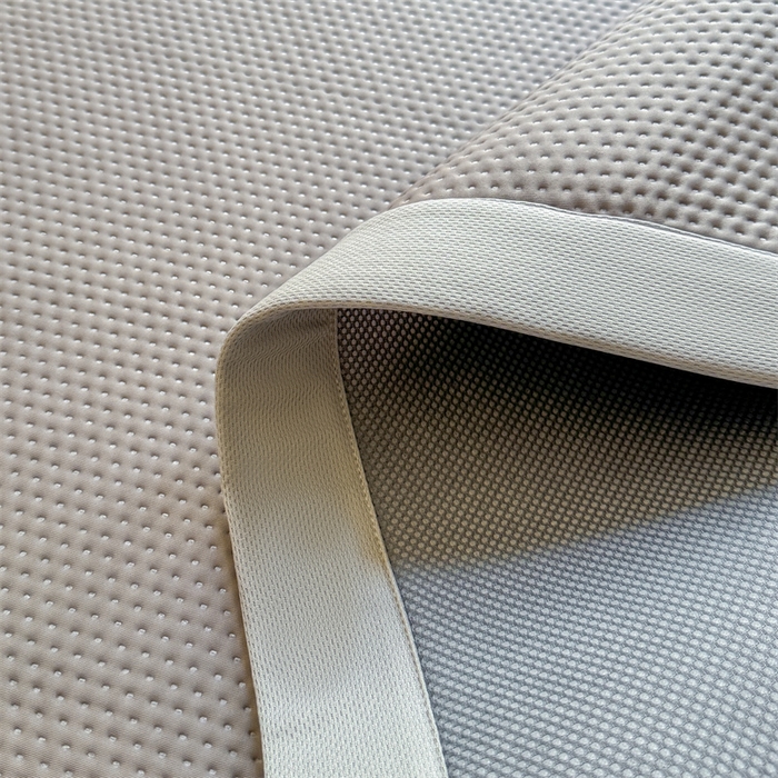 91家纺网 家纺一手货源 找家纺 雯豆家纺 2026春夏新款凉感丝豆豆凉席席子三件套冰丝软席三明治款平铺席子 凉感丝豆豆席-冰川灰