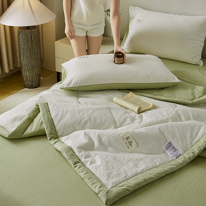 91家纺网 家纺一手货源 找家纺 恋人优选 2026新款波纹纱全棉提花夏被空调被 月牙白