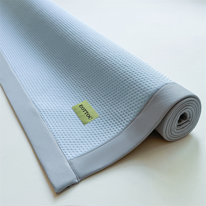 91家纺网 家纺一手货源 找家纺 雯豆家纺 2026春夏新款凉感丝豆豆凉席席子三件套冰丝软席三明治款平铺席子 凉感丝豆豆席-柏林蓝