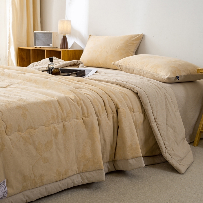 91家纺网 家纺一手货源 找家纺 恋人优选 2026新款樱花叶全棉提花夏被空调被 樱花叶-卡其