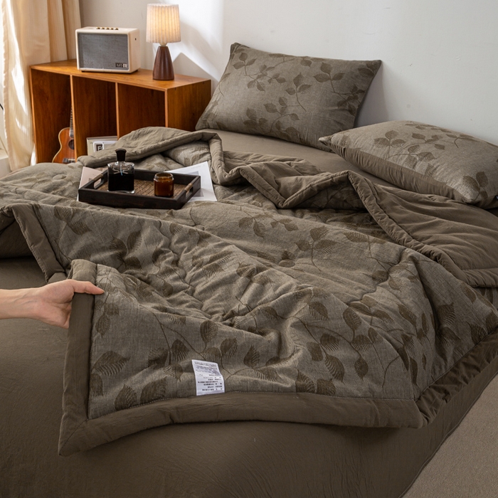 91家纺网 家纺一手货源 找家纺 恋人优选 2026新款樱花叶全棉提花夏被空调被 樱花叶-咖